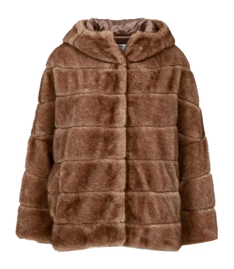 Betta Corradi | Cappa Castoro